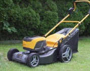 Stiga Collector 548 S AE – Kosiarka na aku ma sens?!